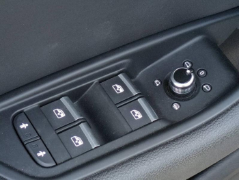 Photo 19 du bon plan AUDI A4 2.0 TFSI 190ch ultra S line S tronic 7 occasion à 18990 €