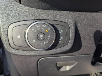 Photo 15 du bon plan FORD Fiesta 1.0 Flexifuel 95ch Cool & Connect 5p occasion à 15490 €