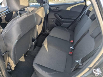 Photo 17 du bon plan FORD Fiesta 1.0 Flexifuel 95ch Cool & Connect 5p occasion à 15490 €