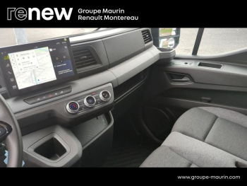 Photo 33 du bon plan RENAULT Master Fg VUL F3500 L2H2 E-Tech 140ch Advance grande autonomie occasion à 44900 €