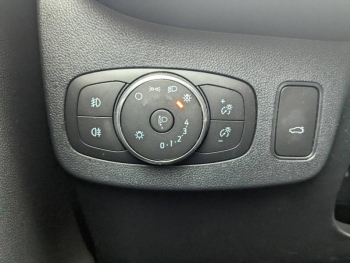 Photo 11 du bon plan FORD Puma 1.0 Essence/Flexifuel 125ch S&S mHEV Titanium occasion à 16180 €