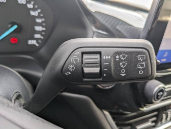 Photo 21 du bon plan FORD Puma 1.0 Essence/Flexifuel 125ch S&S mHEV Titanium occasion à 16180 €