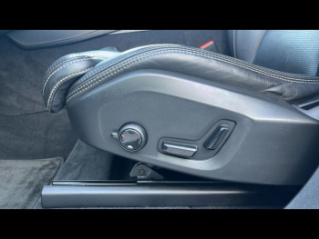 Photo 13 du bon plan VOLVO XC90 D5 AdBlue AWD 235ch Inscription Luxe Geartronic 7 places occasion à 33990 €