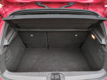 Photo 13 du bon plan RENAULT Clio 1.6 E-Tech hybride 140ch RS Line -21N occasion à 14900 €