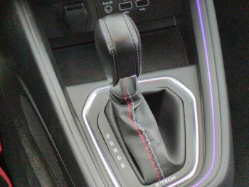 Photo 22 du bon plan RENAULT Clio 1.6 E-Tech hybride 140ch RS Line -21N occasion à 14900 €