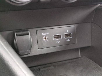 Photo 24 du bon plan RENAULT Clio 1.6 E-Tech hybride 140ch RS Line -21N occasion à 14900 €