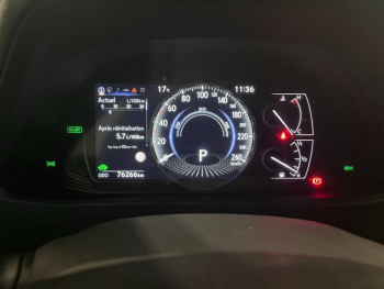 Photo 15 du bon plan LEXUS UX 250h 2WD Luxe Plus MY21 occasion à 24990 €