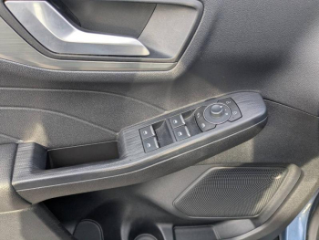 Photo 13 du bon plan FORD Kuga 2.5 Duratec 225ch PHEV Titanium BVA occasion à 22990 €