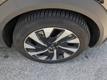 Photo 19 du bon plan FORD Puma 1.0 Essence/Flexifuel 125ch S&S mHEV Titanium Business occasion à 18890 €