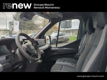 Photo 10 du bon plan RENAULT Master Fg VUL F3500 L2H2 E-Tech 140ch Advance grande autonomie occasion à 44900 €
