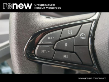 Photo 25 du bon plan RENAULT Master Fg VUL F3500 L2H2 E-Tech 140ch Advance grande autonomie occasion à 44900 €