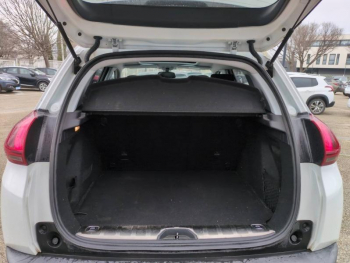 Photo 13 du bon plan PEUGEOT 2008 1.2 PureTech 130ch E6.c Allure S&S occasion à 7990 €