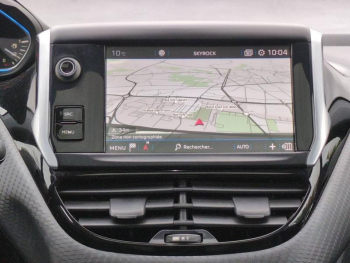 Photo 20 du bon plan PEUGEOT 2008 1.2 PureTech 130ch E6.c Allure S&S occasion à 7990 €