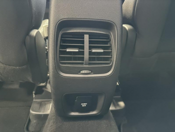 Photo 16 du bon plan FORD Kuga 2.0 EcoBlue 150ch mHEV Titanium occasion à 18460 €