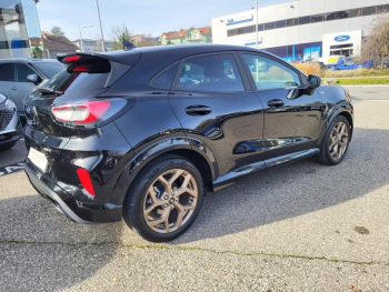 Photo 22 du bon plan FORD Puma 1.0 EcoBoost 155ch S&S mHEV ST-Line X Gold Edition Powershift occasion à 22890 €
