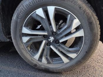 Photo 20 du bon plan PEUGEOT 2008 1.2 PureTech 130ch S&S GT occasion à 12990 €