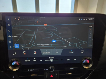 Photo 7 du bon plan LEXUS NX 450h+ Luxe 4WD occasion à 48990 €