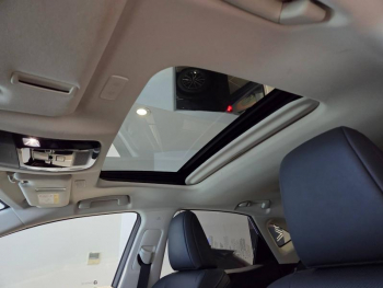 Photo 13 du bon plan LEXUS NX 450h+ Luxe 4WD occasion à 48990 €