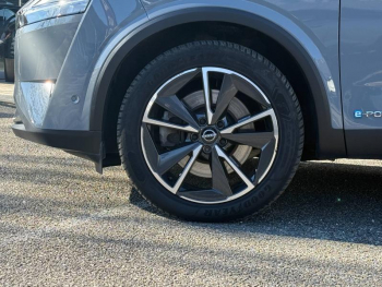 Photo 17 du bon plan NISSAN Qashqai e-POWER 190ch Tekna+ 2022 occasion à 27995 €