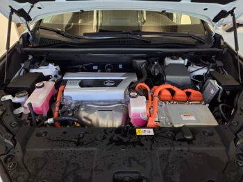 Photo 22 du bon plan LEXUS NX 300h 4WD Pack Business occasion à 23490 €