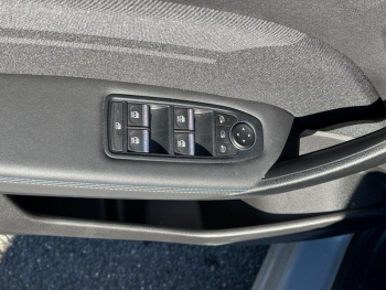 Photo 17 du bon plan RENAULT SYMBIOZ 1.6 E-Tech full hybrid 145ch esprit Alpine occasion à 31999 €