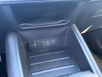 Photo 30 du bon plan RENAULT SYMBIOZ 1.6 E-Tech full hybrid 145ch esprit Alpine occasion à 31999 €