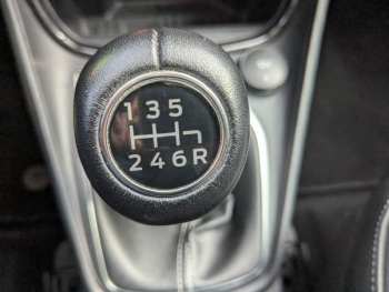 Photo 20 du bon plan FORD Puma 1.0 Flexifuel 125ch S&S mHEV Titanium occasion à 19490 €