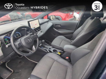 Photo 11 du bon plan TOYOTA Corolla Touring Spt 1.8 140ch Design MY23 occasion à 25490 €