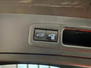 Photo 11 du bon plan LEXUS UX 300e Executive occasion à 26900 €