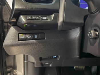 Photo 17 du bon plan LEXUS UX 300e Executive occasion à 26900 €