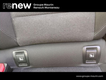 Photo 24 du bon plan RENAULT Clio Auto-Ecole Blue dCi 100 -21N occasion à 13990 €