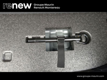 Photo 12 du bon plan RENAULT Arkana 1.6 E-Tech 145ch RS Line -21B occasion à 19900 €