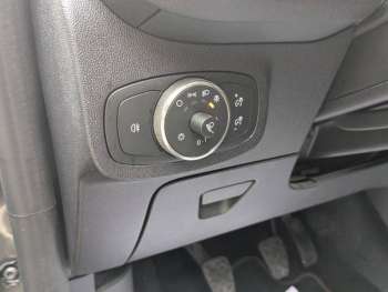 Photo 11 du bon plan FORD Fiesta 1.0 Flexifuel 95ch ST-Line 5p occasion à 16489 €