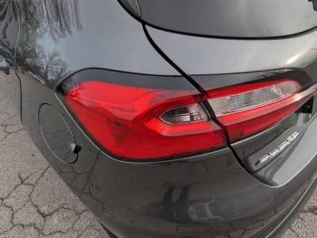 Photo 23 du bon plan FORD Fiesta 1.0 Flexifuel 95ch ST-Line 5p occasion à 16489 €