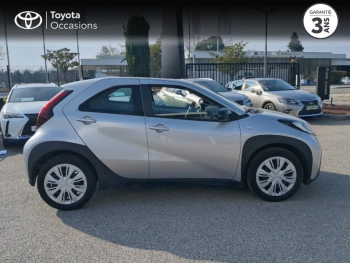 Photo 17 du bon plan TOYOTA Aygo X 1.0 VVT-i 72ch Dynamic occasion à 13290 €
