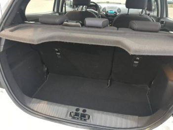 Photo 8 du bon plan FORD Ka+ 1.2 Ti-VCT 70ch S&S Essential occasion à 9590 €