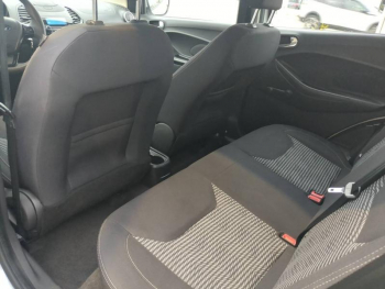 Photo 11 du bon plan FORD Ka+ 1.2 Ti-VCT 70ch S&S Essential occasion à 9590 €