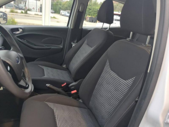 Photo 12 du bon plan FORD Ka+ 1.2 Ti-VCT 70ch S&S Essential occasion à 9590 €