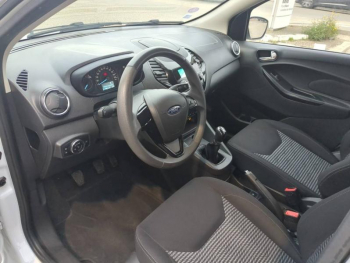 Photo 13 du bon plan FORD Ka+ 1.2 Ti-VCT 70ch S&S Essential occasion à 9590 €