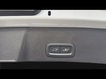 Photo 8 du bon plan VOLVO XC40 T5 Recharge 180 + 82ch Plus DCT 7 occasion à 36900 €