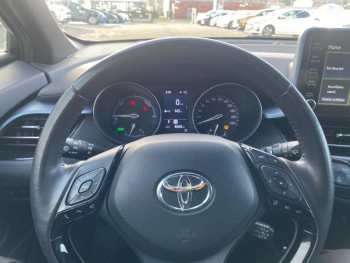 Photo 16 du bon plan TOYOTA C-HR 122h Edition 2WD E-CVT  MC19 occasion à 18990 €