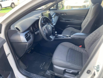 Photo 23 du bon plan TOYOTA C-HR 122h Edition 2WD E-CVT  MC19 occasion à 18990 €