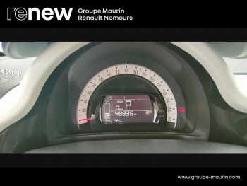 Photo 19 du bon plan RENAULT Twingo E-Tech Electric Zen R80 Achat Intégral - 21MY occasion à 9980 €