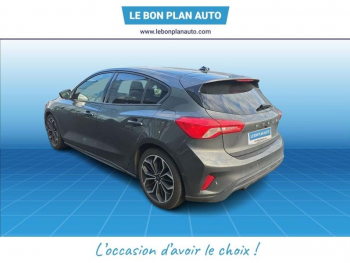 Photo 38 du bon plan FORD Focus 1.0 EcoBoost 125ch Stop&Start ST Line occasion à 12490 €