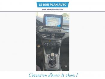 Photo 50 du bon plan FORD Focus 1.0 EcoBoost 125ch Stop&Start ST Line occasion à 12490 €