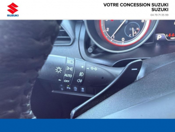 Photo 21 du bon plan SUZUKI Swift 1.2 Dualjet Hybrid 83ch Pack Auto occasion à 16490 €