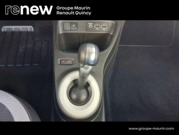 Photo 22 du bon plan RENAULT Twingo E-Tech Electric Zen R80 Achat IntÃ©gral - 21MY occasion à 9290 €