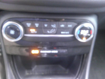 Photo 15 du bon plan FORD Puma 1.0 EcoBoost 125ch mHEV Titanium E85 occasion à 15690 €