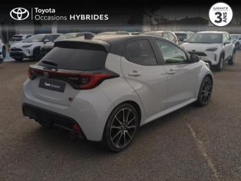 Photo 18 du bon plan TOYOTA Yaris 116h GR Sport 5p MY22 occasion à 22990 €