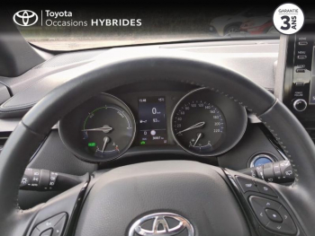 Photo 13 du bon plan TOYOTA C-HR 1.8 Hybride 122ch Dynamic E-CVT occasion à 21990 €